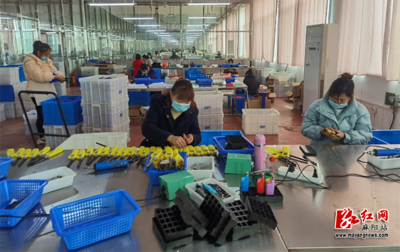 生產(chǎn)防疫&ldquo;兩手抓&rdquo; 麻陽工業(yè)經(jīng)濟(jì)實(shí)現(xiàn)一季度&ldquo;開門穩(wěn)&rdquo;&ldquo;開門紅&rdquo;